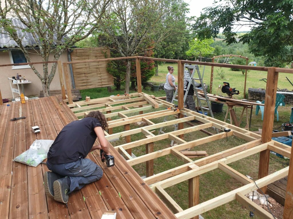 Chantier terrasse pour un gîte à Rocamadour (Lot)