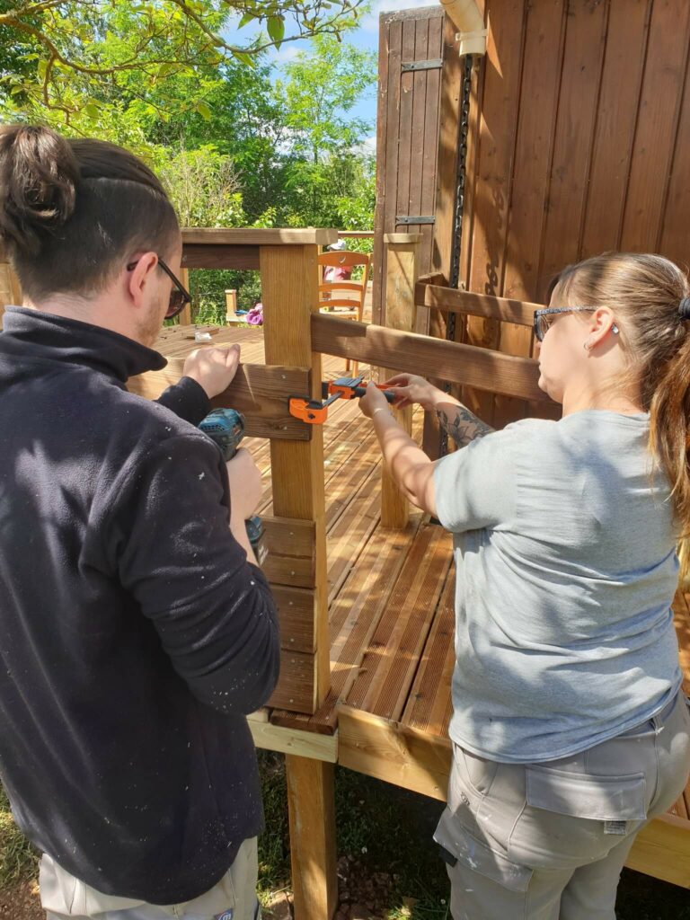 Chantier terrasse pour un gîte à Rocamadour (Lot)