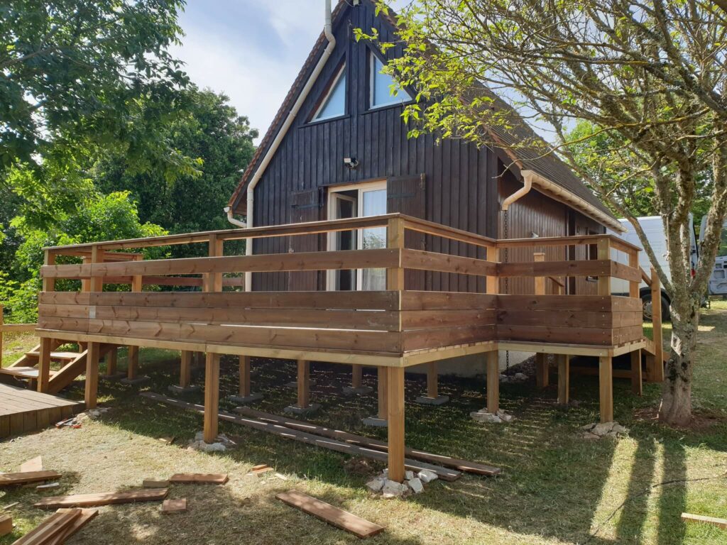 Chantier terrasse pour un gîte à Rocamadour (Lot)